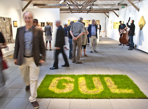 Gul, Kunstpakhuset 2012
